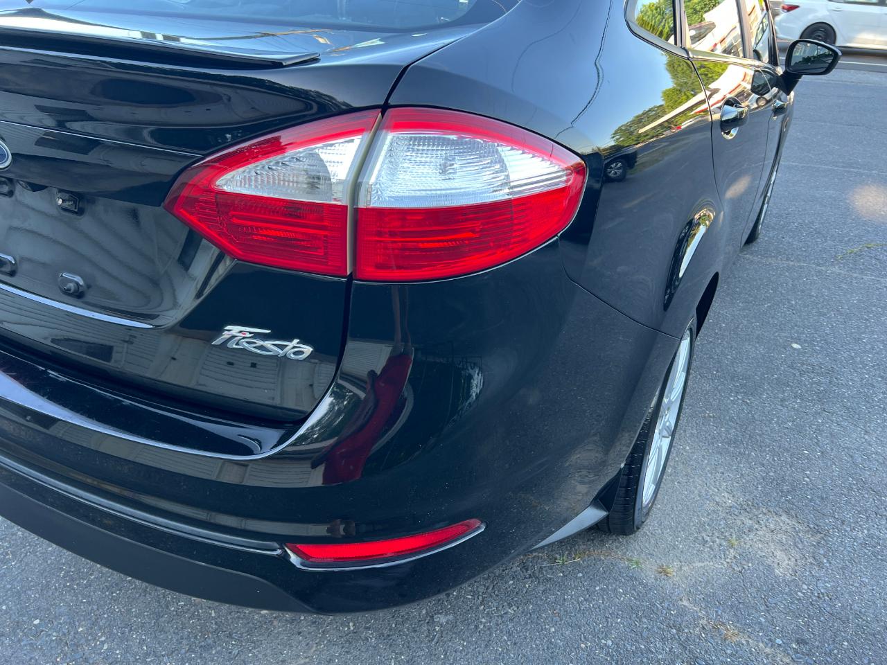Ford Fiesta SE Sedan 2019