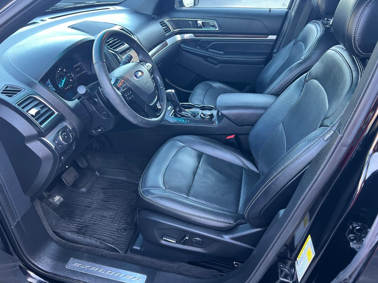 Ford Explorer Limited 4WD 2017