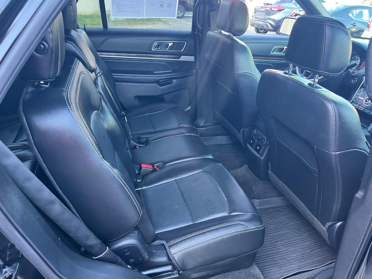 Ford Explorer Limited 4WD 2017