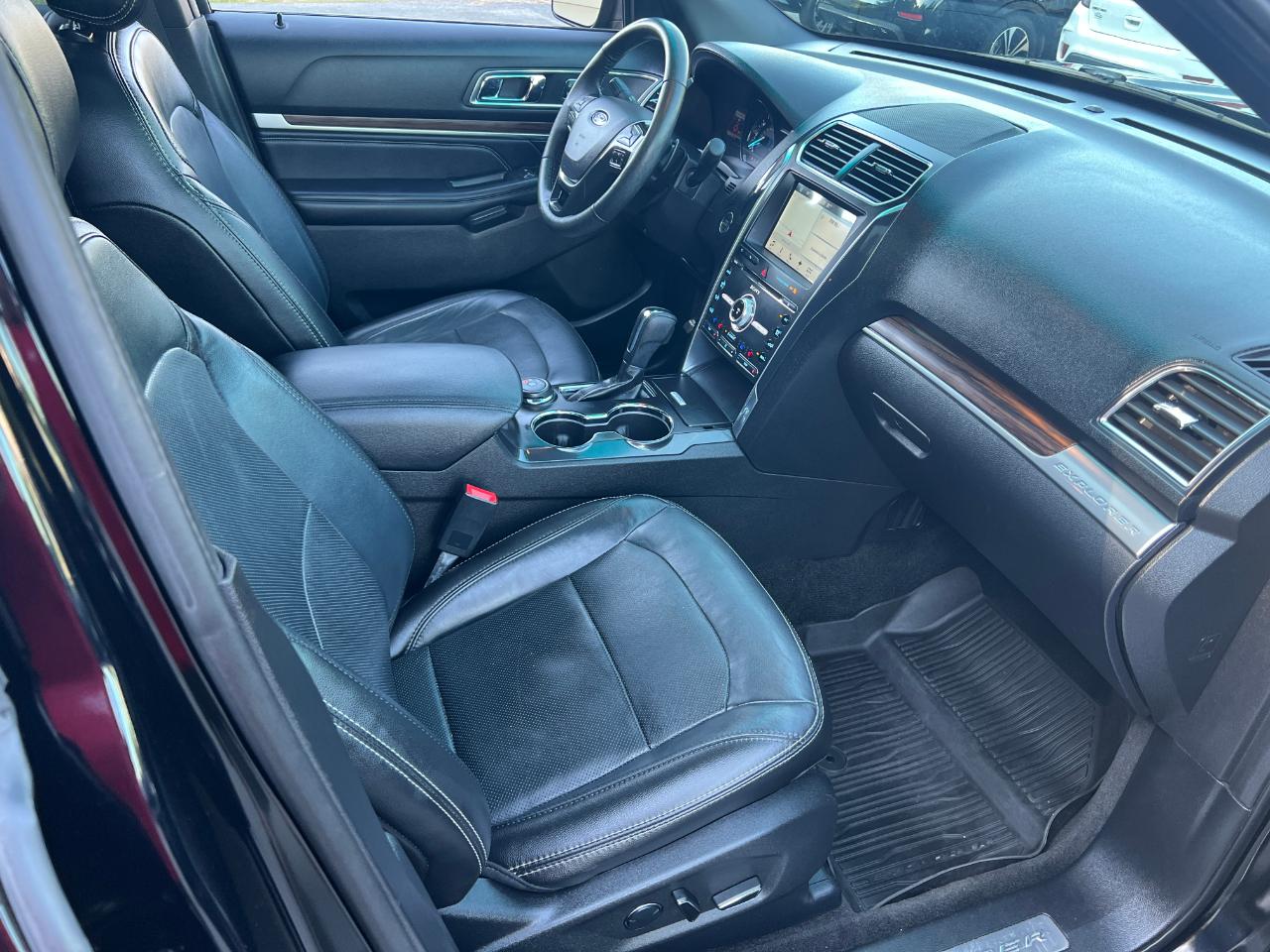 Ford Explorer Limited 4WD 2017