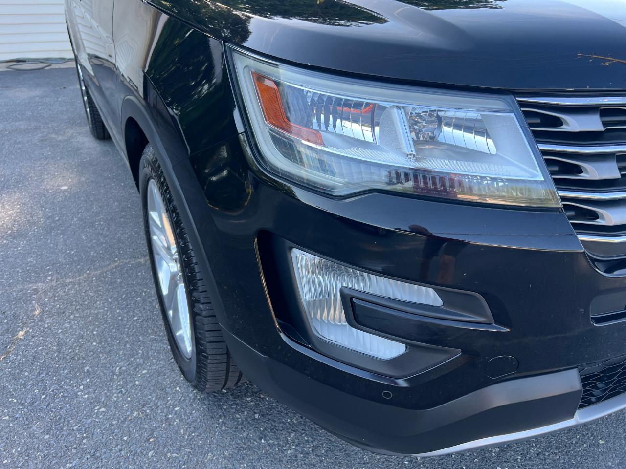 Ford Explorer Limited 4WD 2017