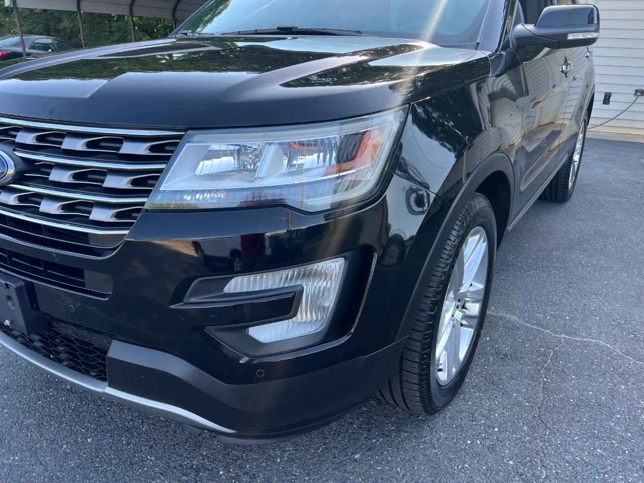 Ford Explorer Limited 4WD 2017