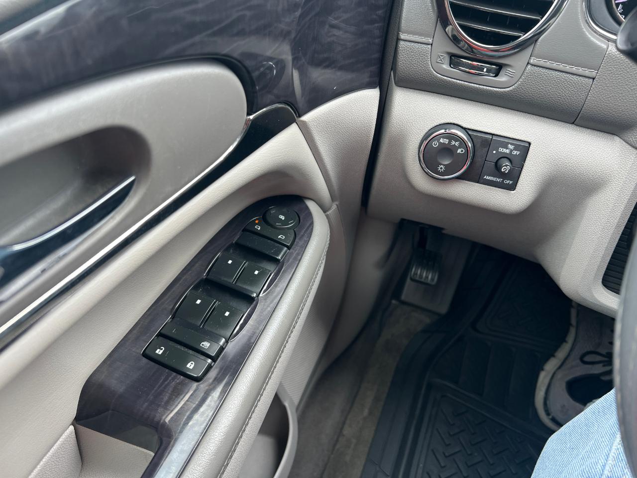 Buick Enclave Convenience FWD 2017