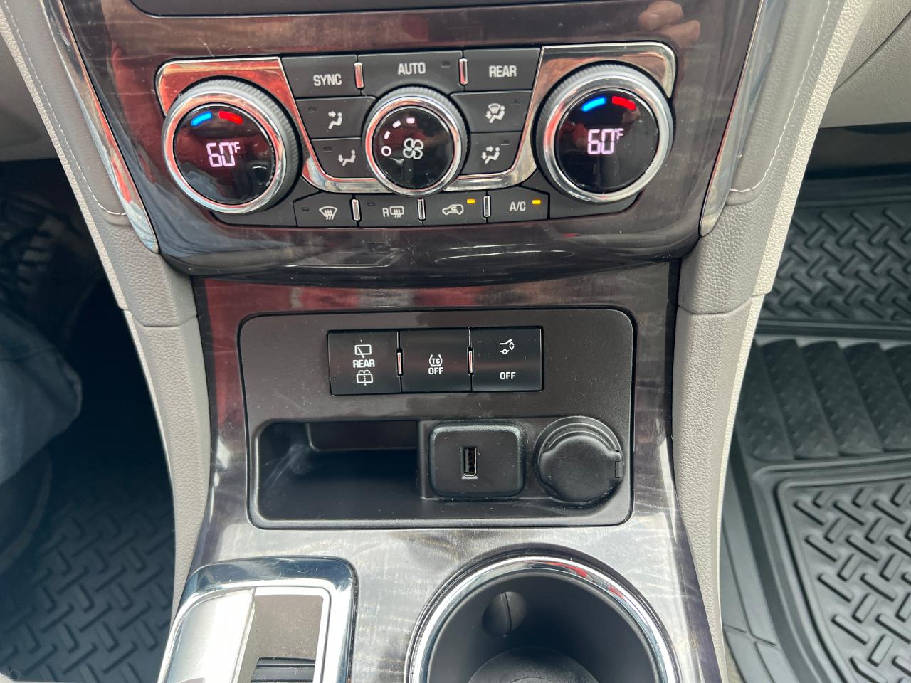 Buick Enclave Convenience FWD 2017