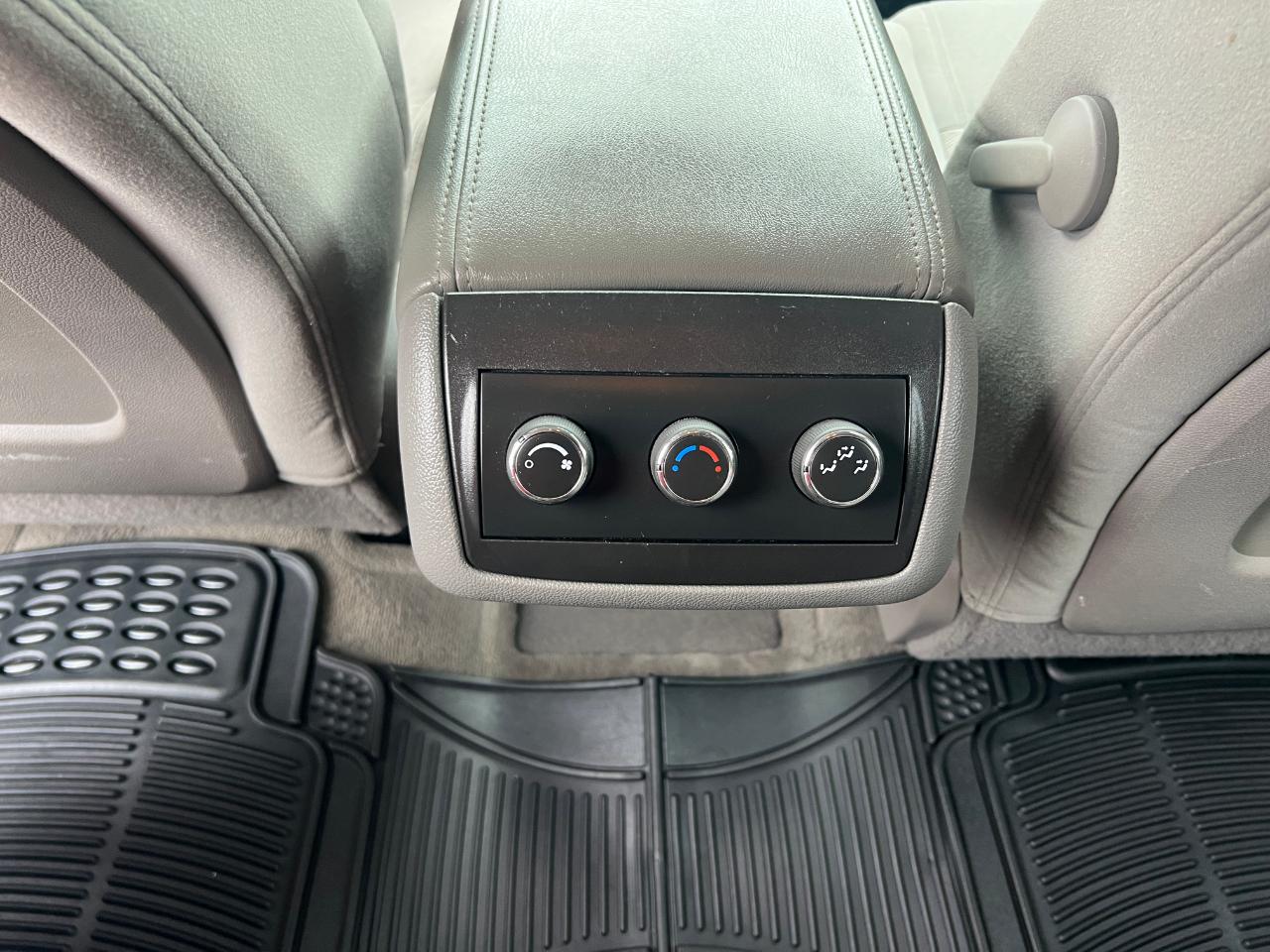Buick Enclave Convenience FWD 2017