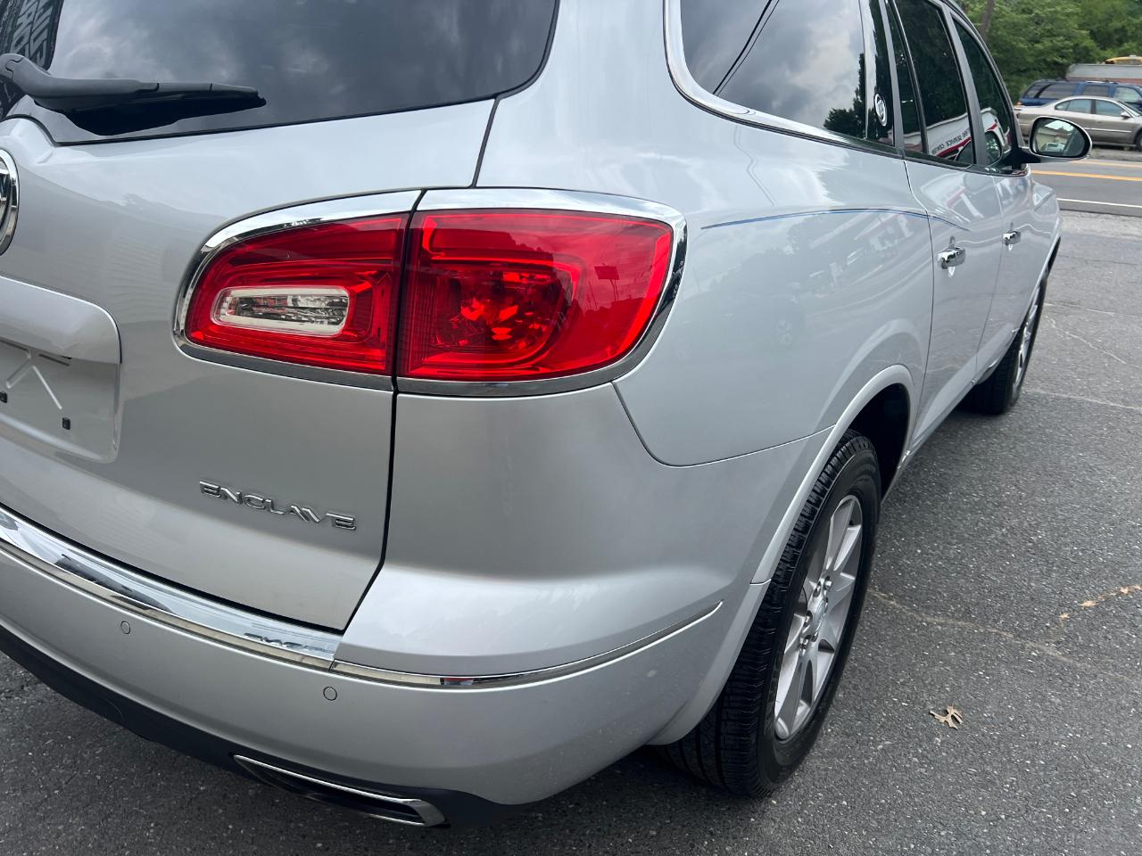 Buick Enclave Convenience FWD 2017
