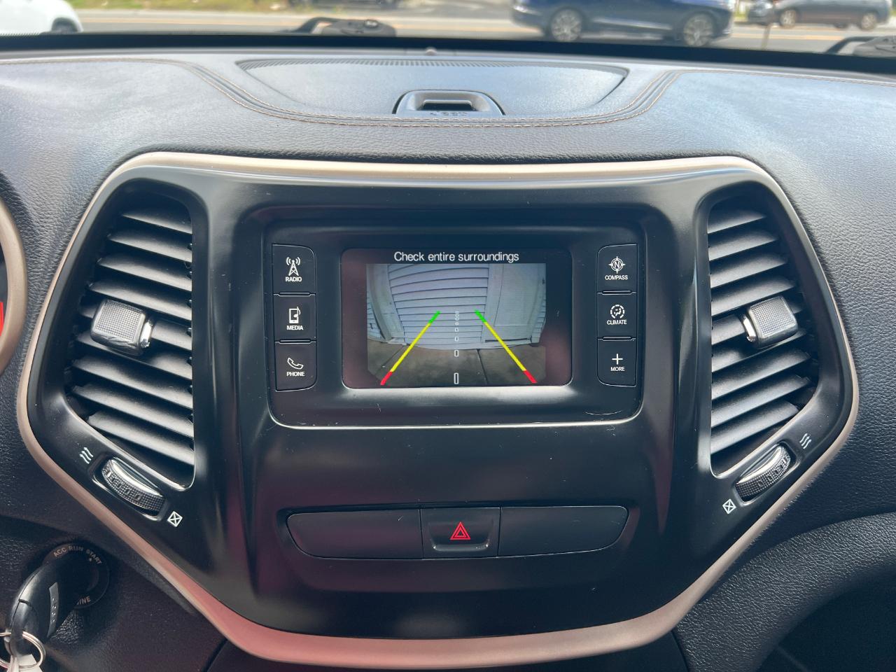 Jeep Cherokee Latitude 4WD 2017