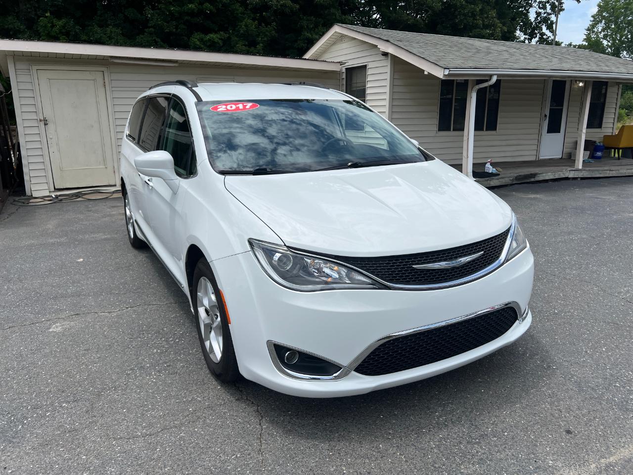 Chrysler Pacifica Touring-L 2017