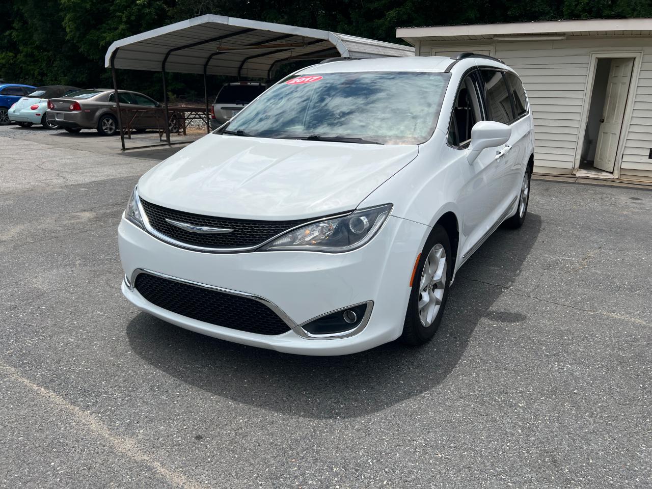 Chrysler Pacifica Touring-L 2017