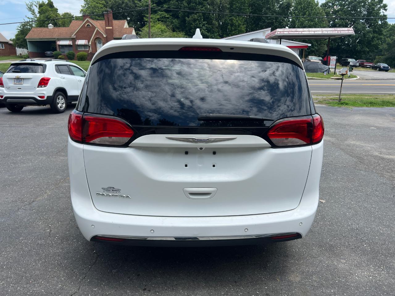 Chrysler Pacifica Touring-L 2017