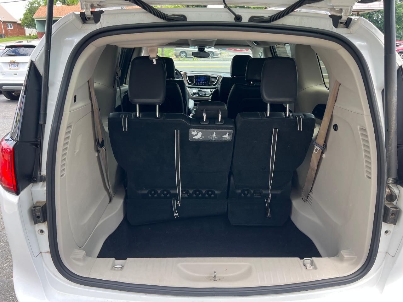 Chrysler Pacifica Touring-L 2017