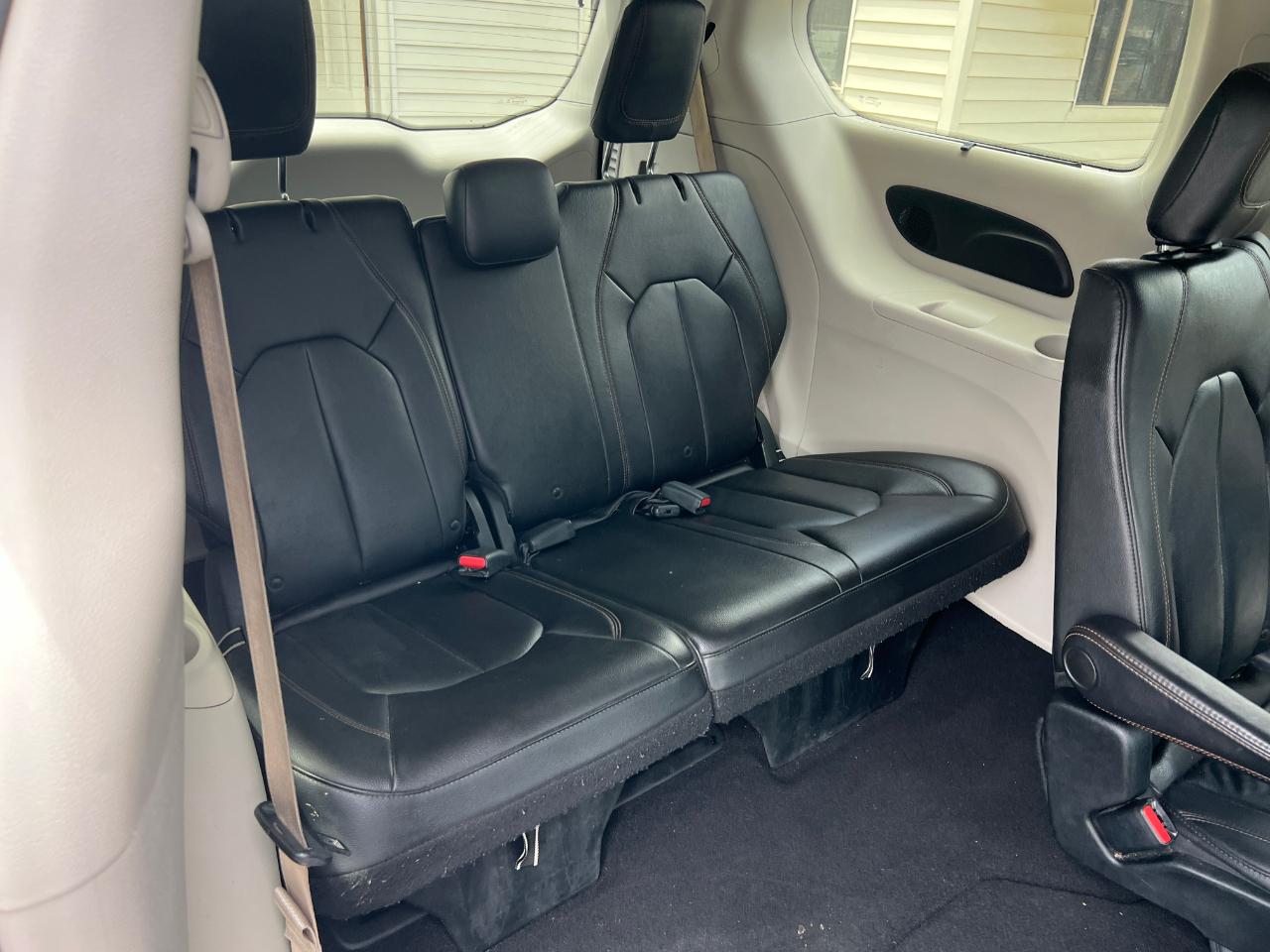 Chrysler Pacifica Touring-L 2017