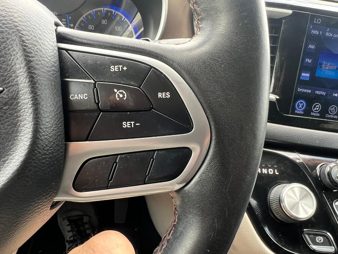 Chrysler Pacifica Touring-L 2017