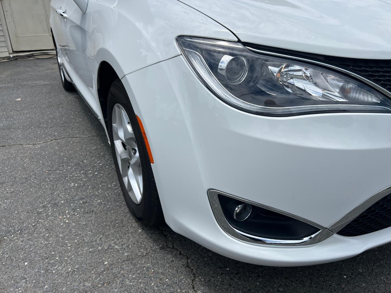 Chrysler Pacifica Touring-L 2017