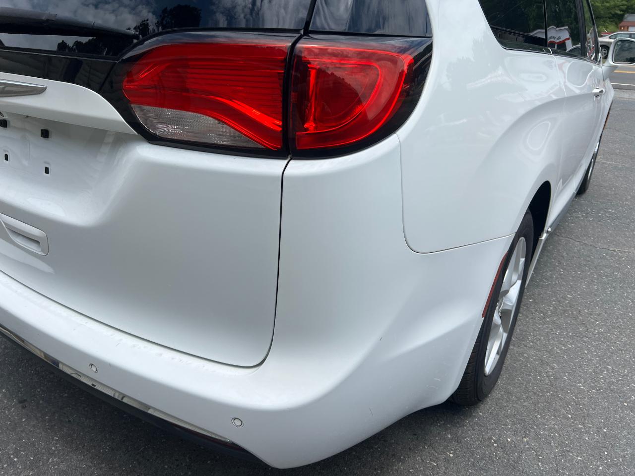 Chrysler Pacifica Touring-L 2017