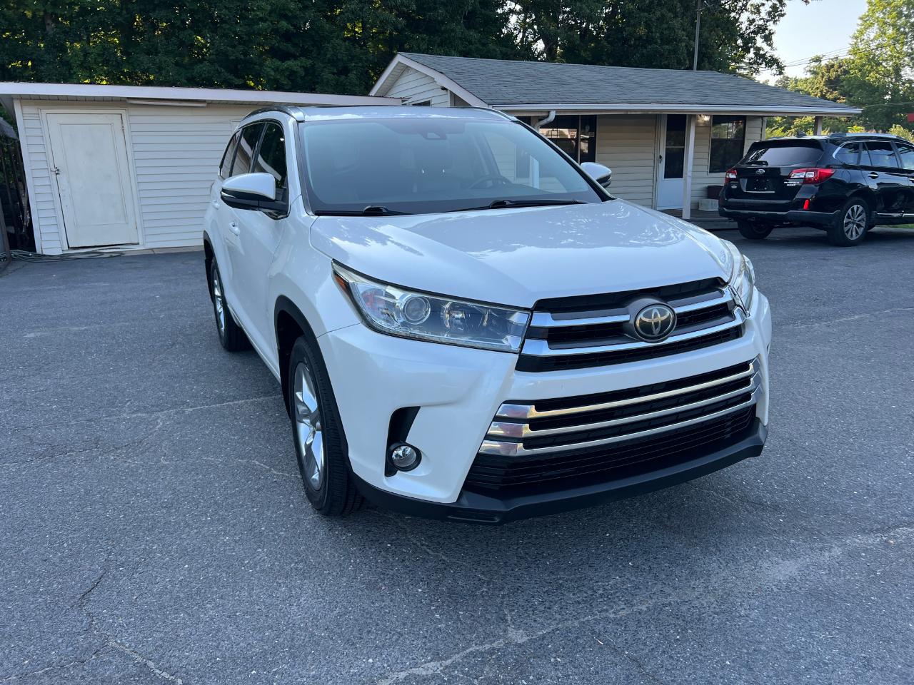 2018 Toyota Highlander Limited AWD V6