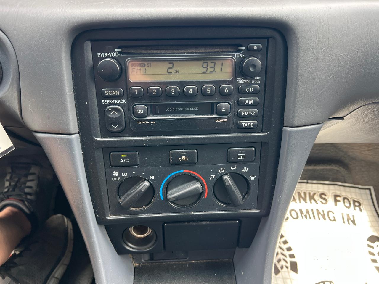 Toyota Camry LE 2001
