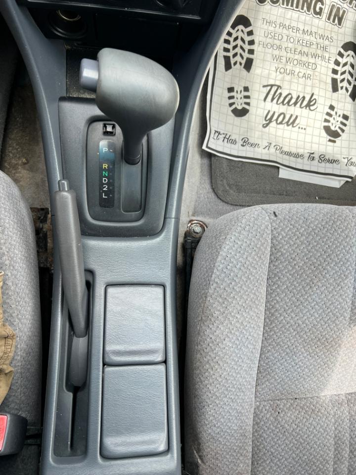 Toyota Camry LE 2001