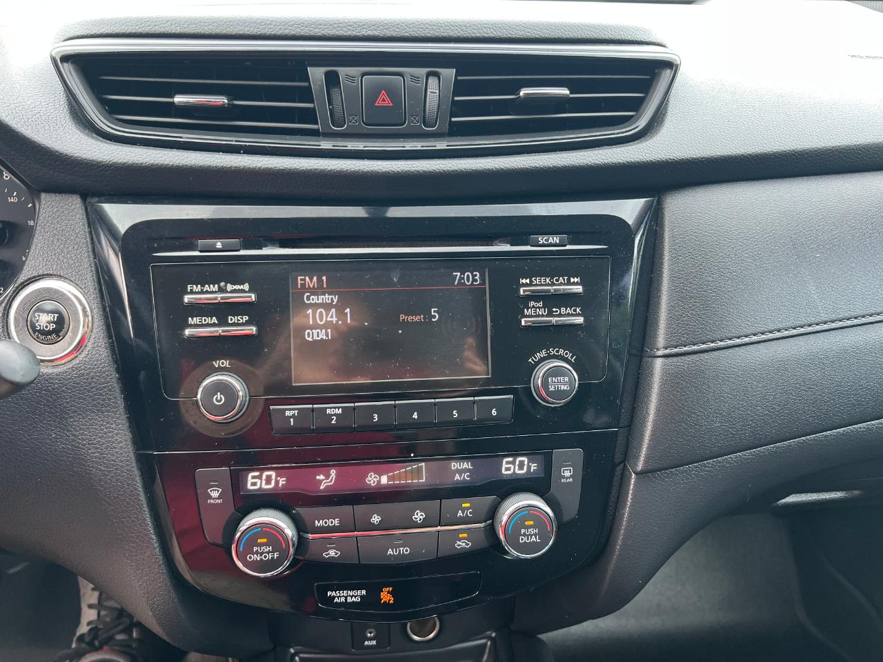Nissan Rogue SV AWD 2017
