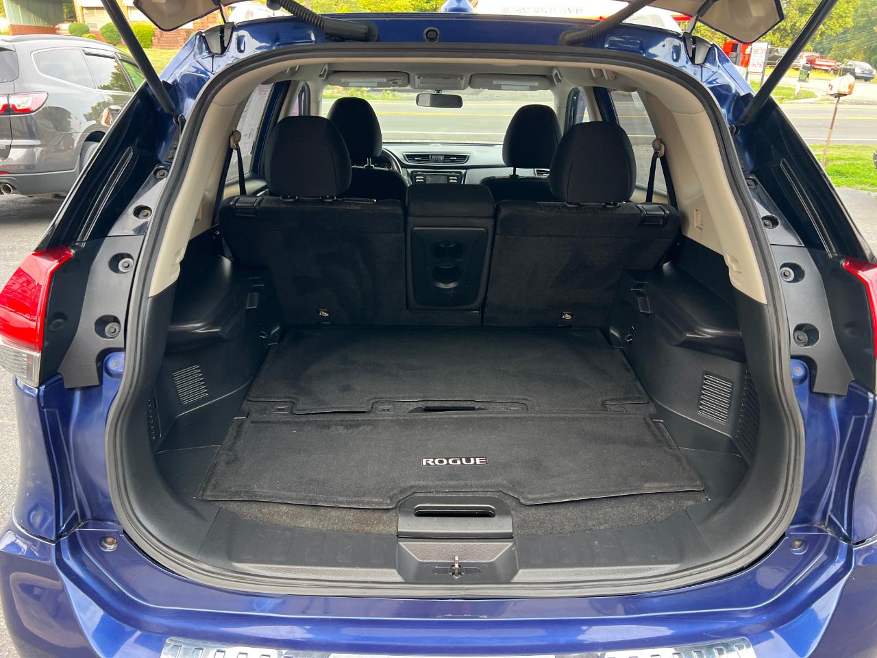 Nissan Rogue SV AWD 2017