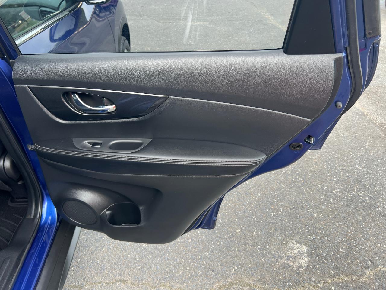 Nissan Rogue SV AWD 2017