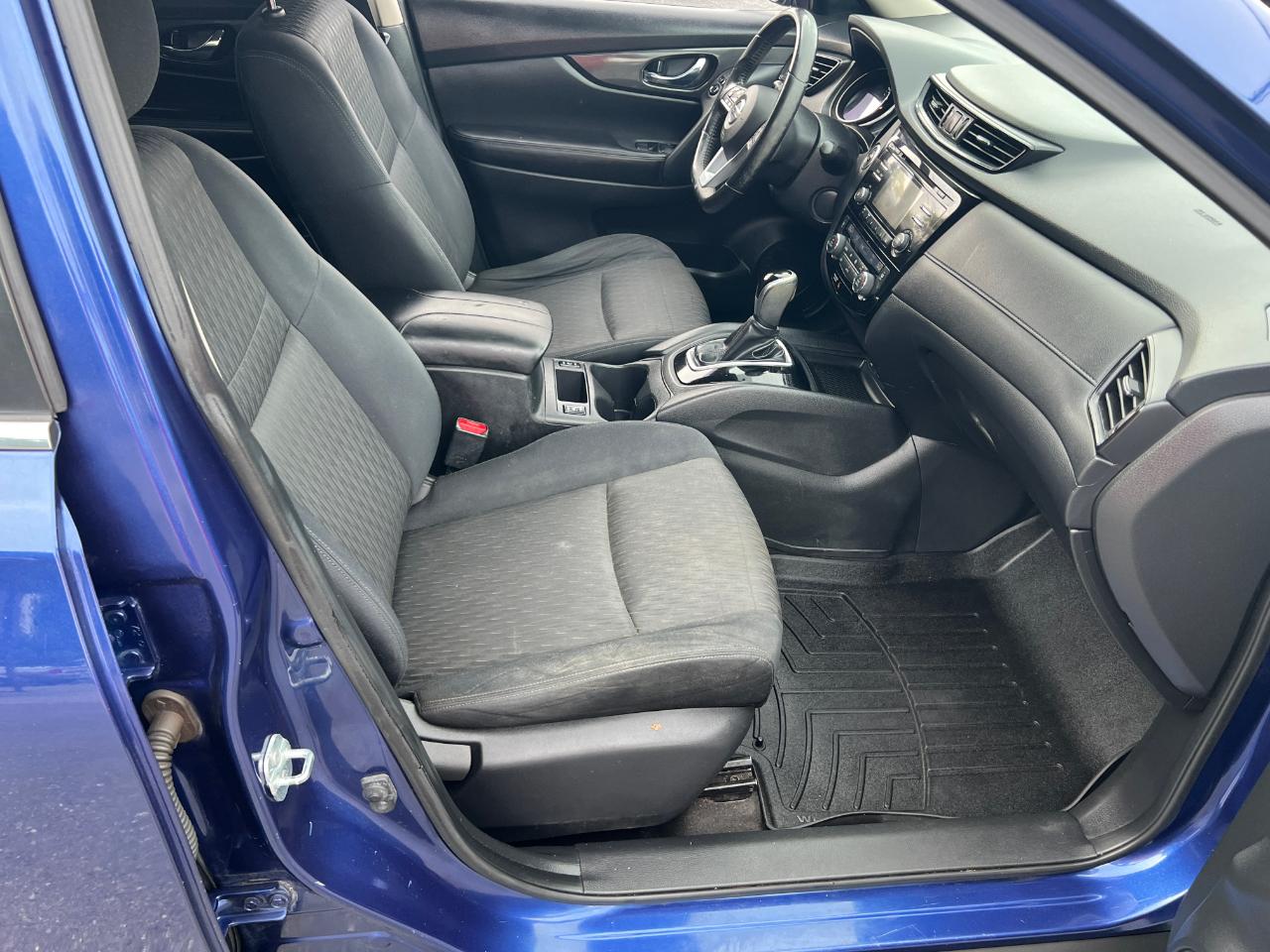 Nissan Rogue SV AWD 2017