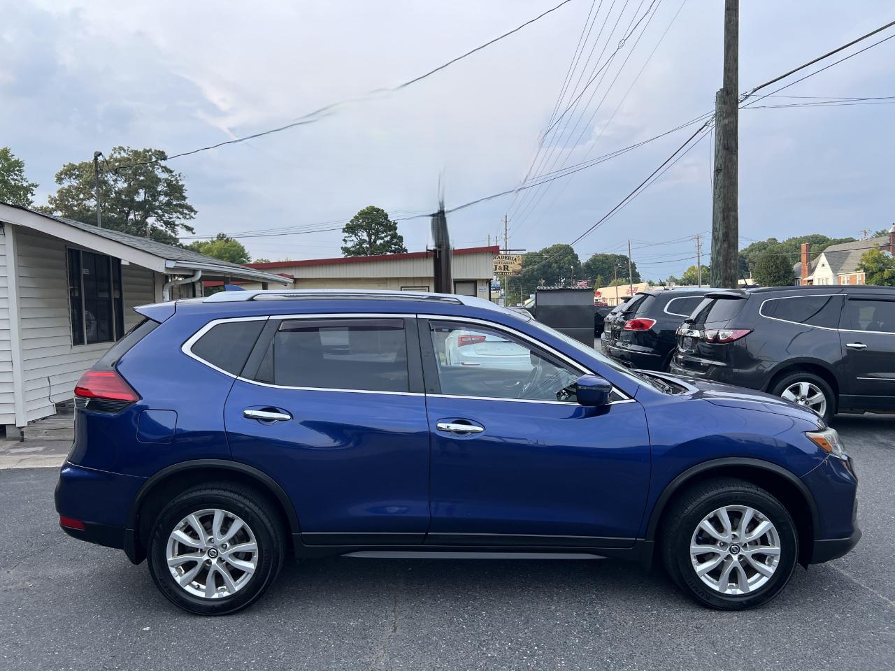 Nissan Rogue SV AWD 2017