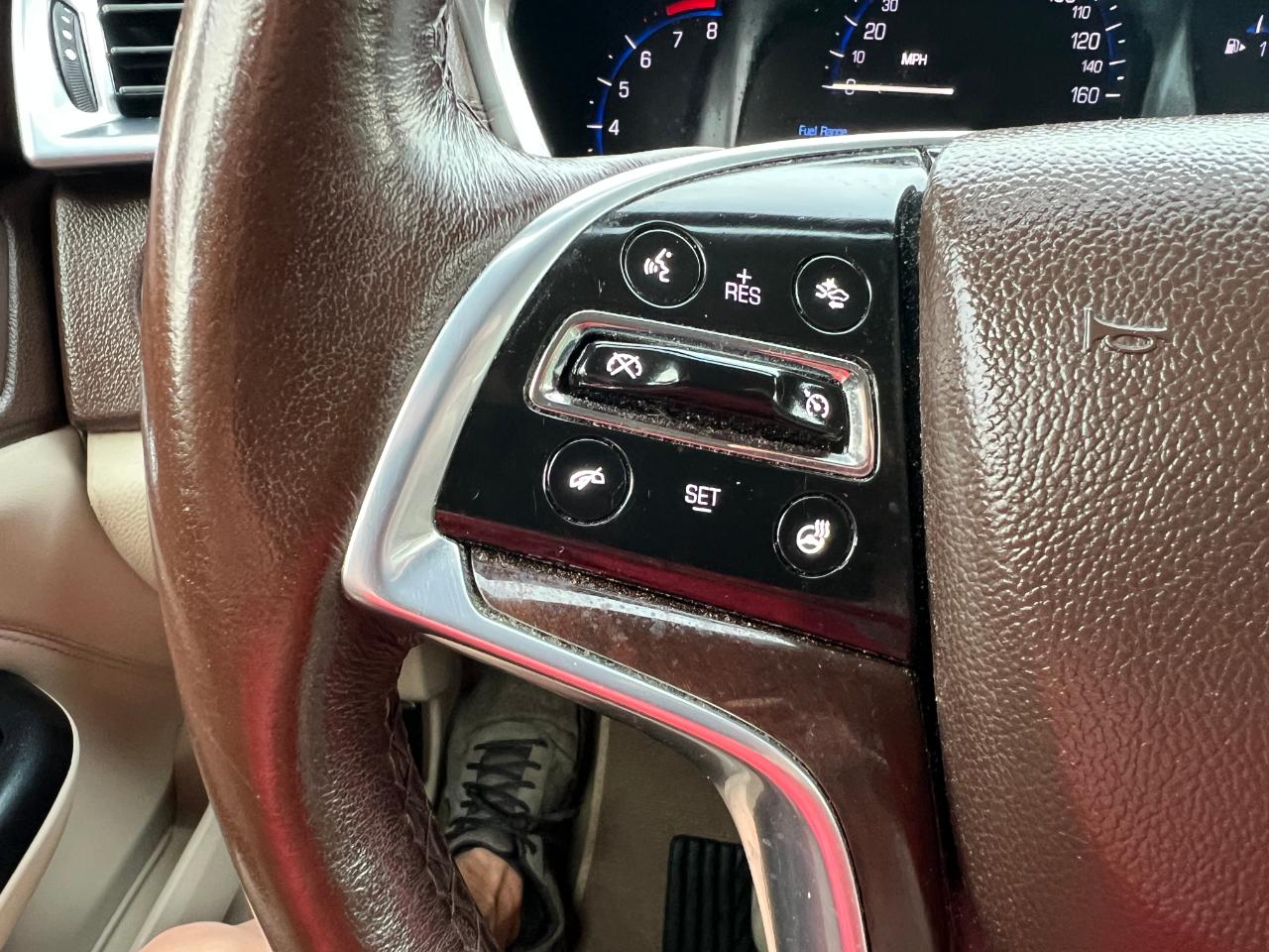 Cadillac SRX Luxury Collection FWD 2015