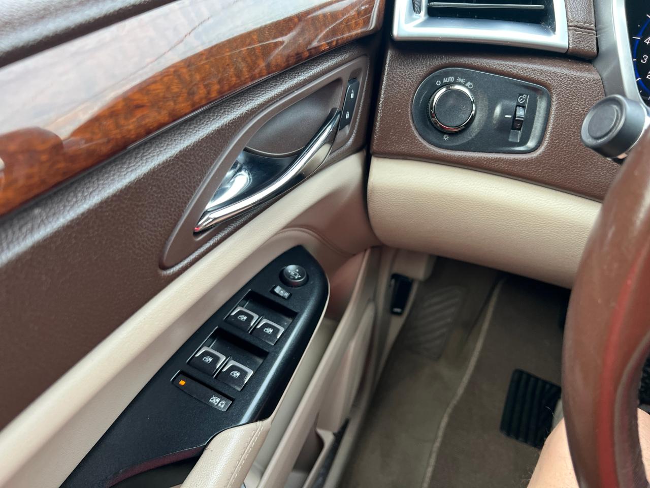 Cadillac SRX Luxury Collection FWD 2015