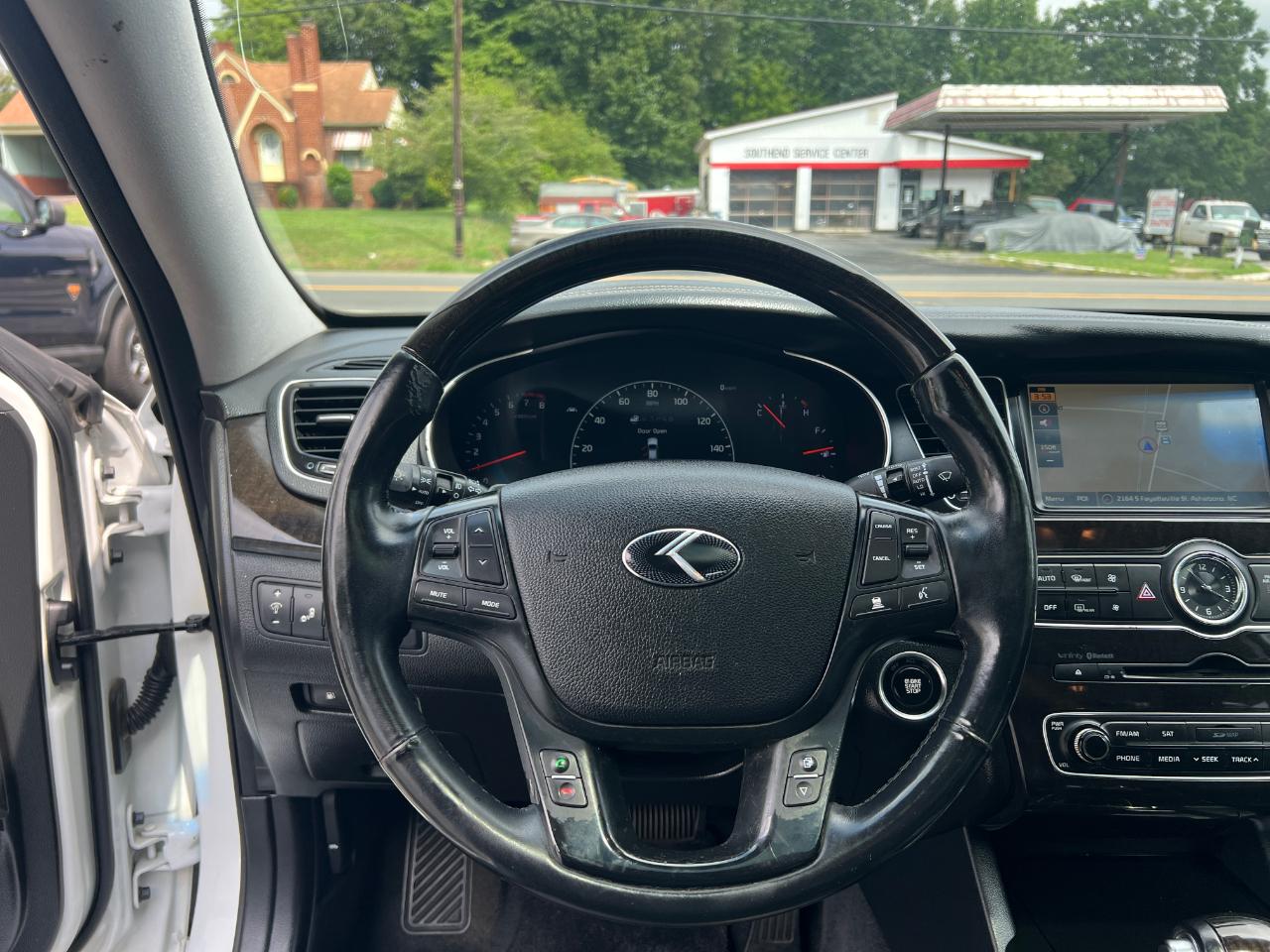 Kia Cadenza Premium 2016