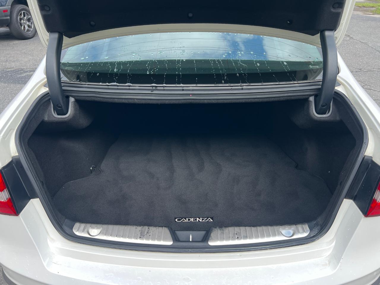 Kia Cadenza Premium 2016