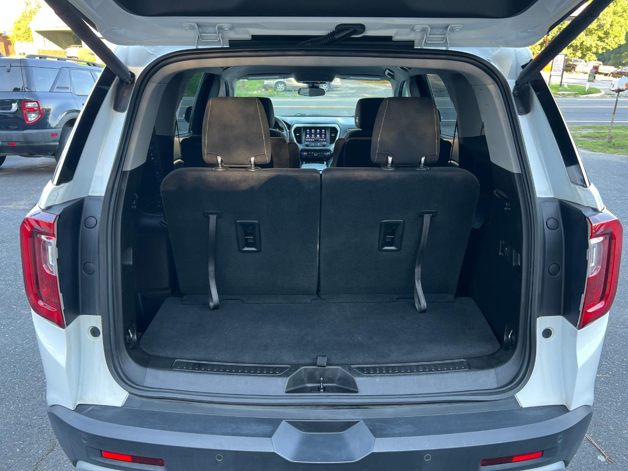 GMC Acadia SLE-1 AWD 2021