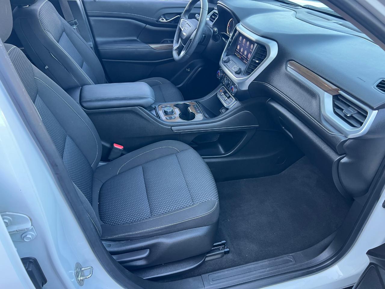 GMC Acadia SLE-1 AWD 2021