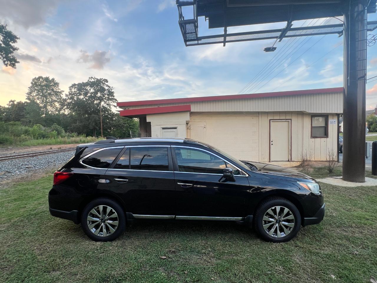 Subaru Outback 2.5i Touring 2017
