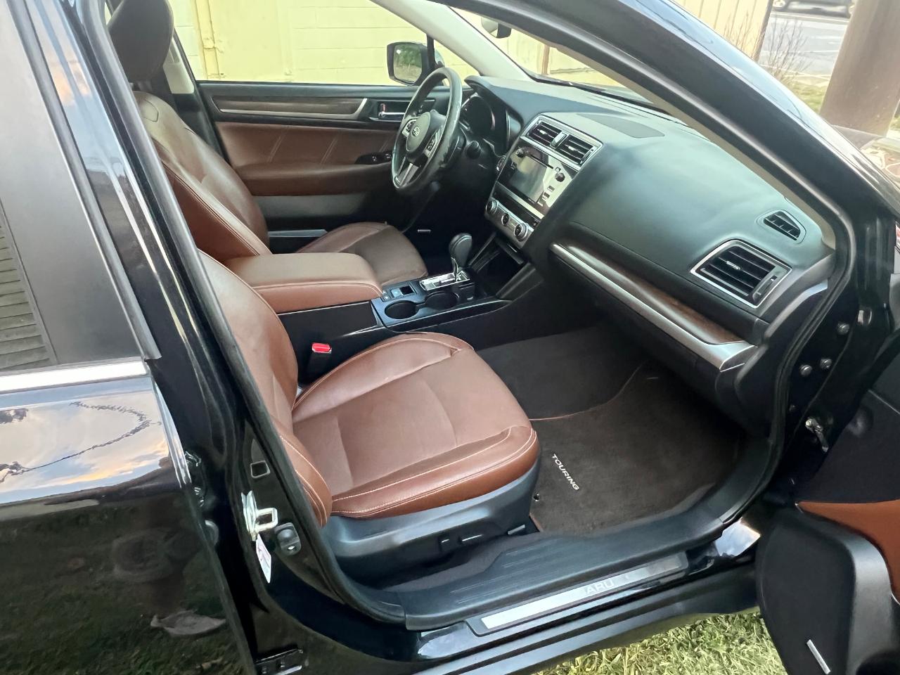 Subaru Outback 2.5i Touring 2017