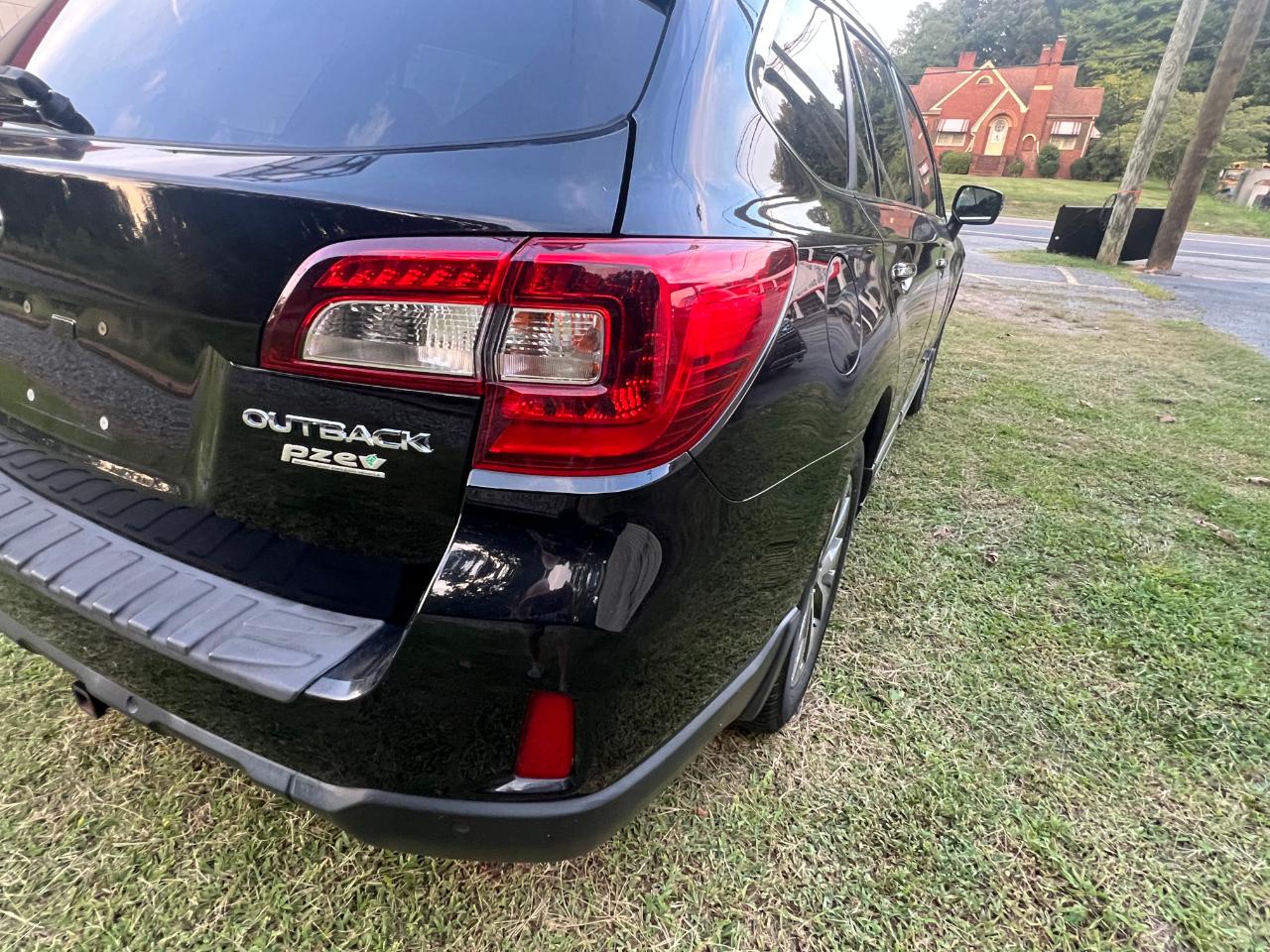 Subaru Outback 2.5i Touring 2017