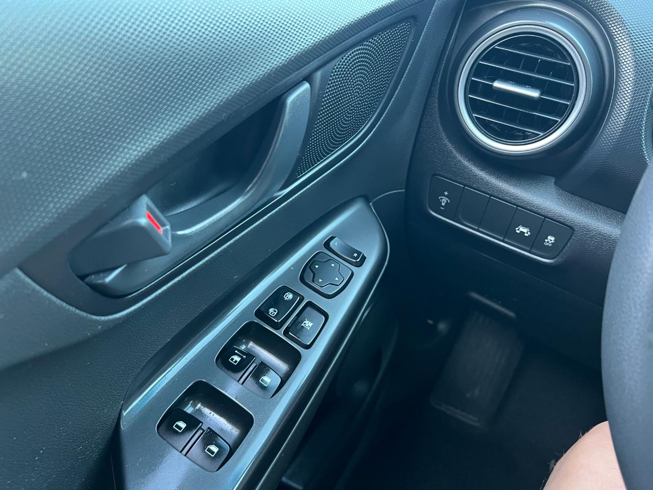 Hyundai Kona SE 2020