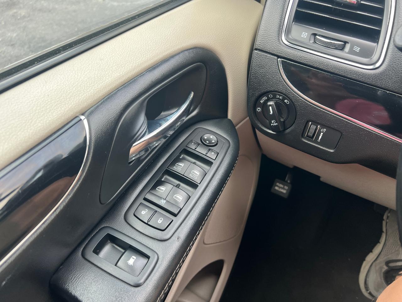 Dodge Grand Caravan SXT 2020