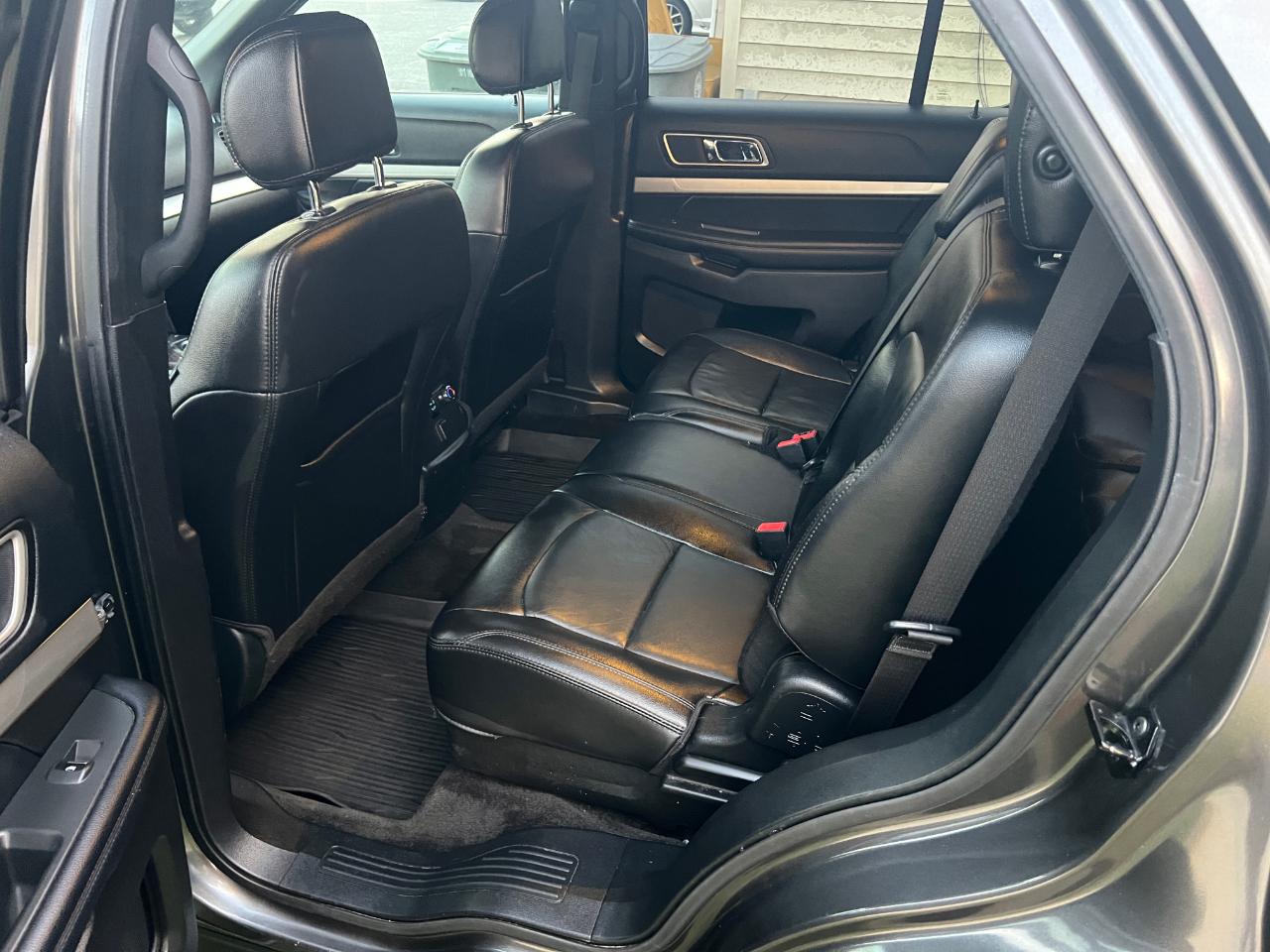 Ford Explorer XLT 4WD 2017