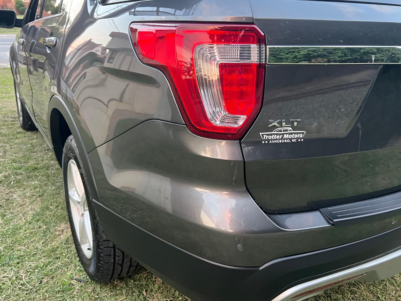 Ford Explorer XLT 4WD 2017