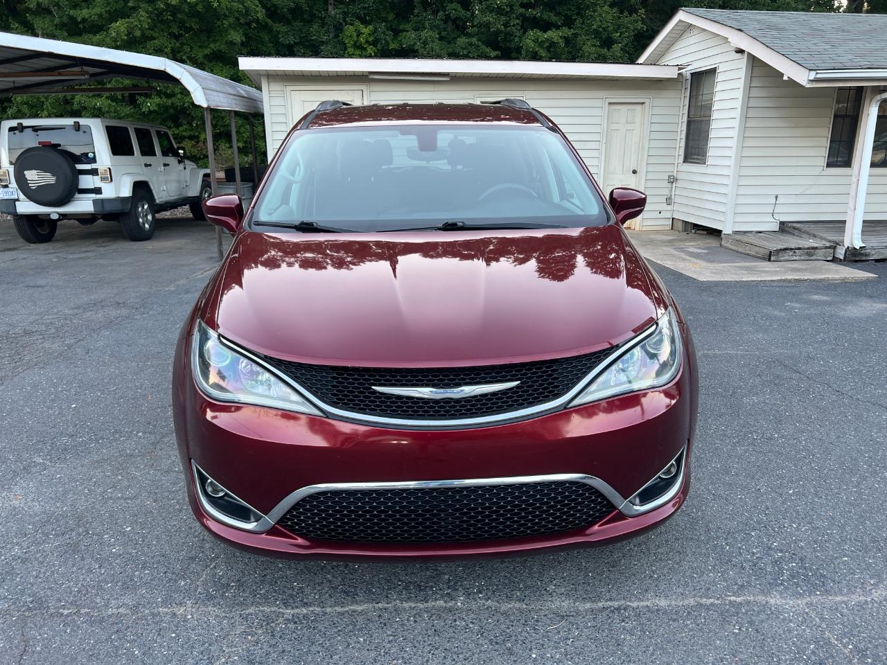 Chrysler Pacifica Touring Plus 2018