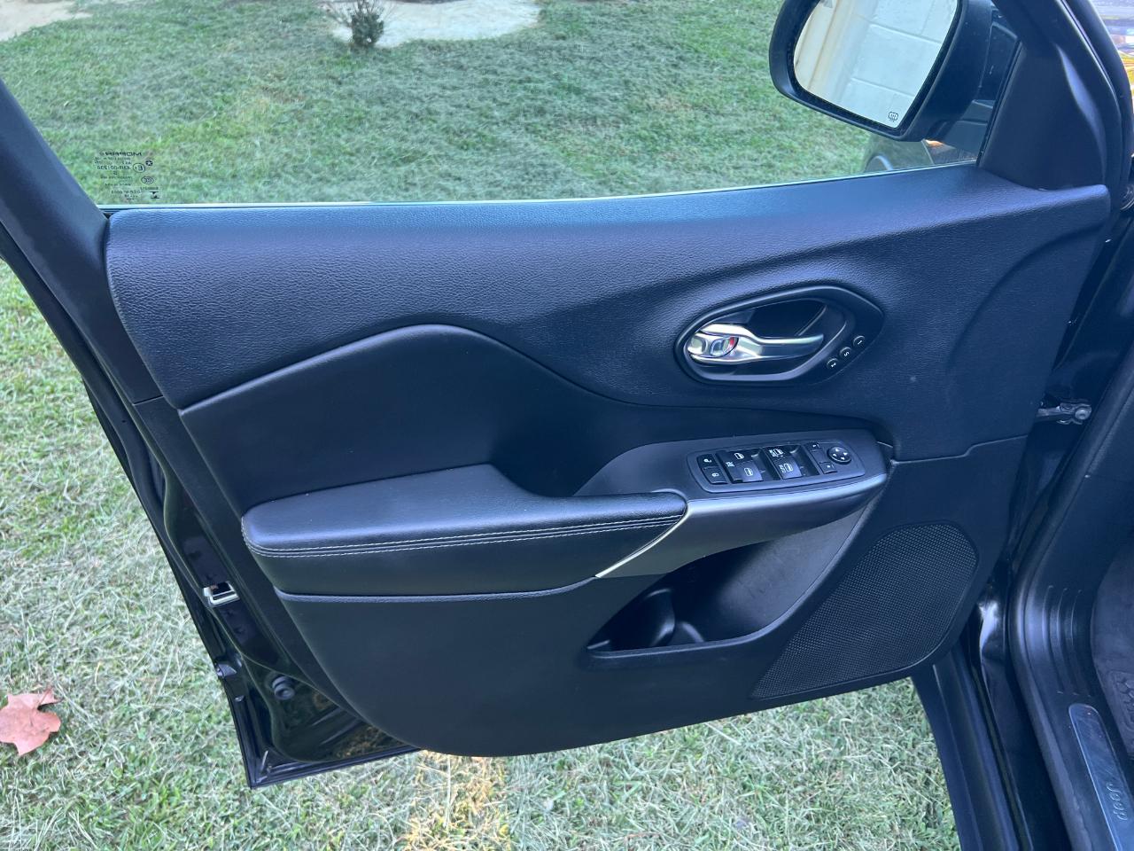 Jeep Cherokee Limited 4WD 2019