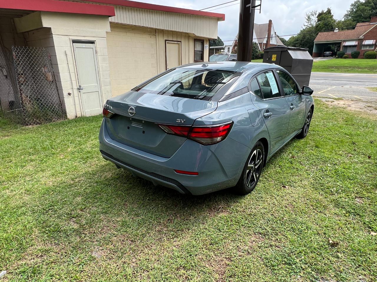 Nissan Sentra SV 2024