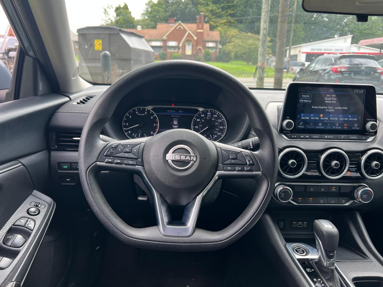 Nissan Sentra SV 2024