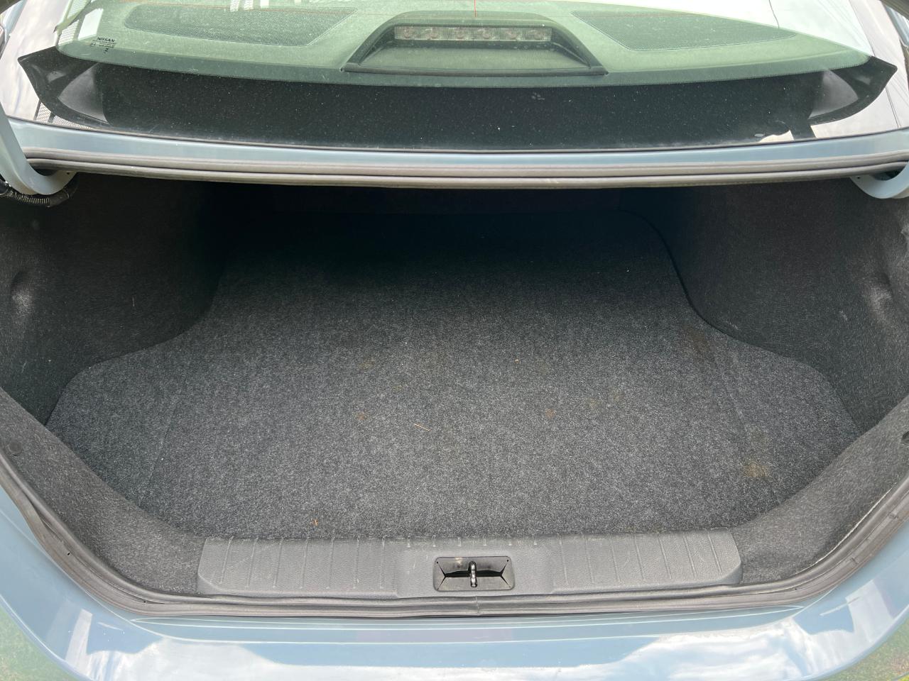 Nissan Sentra SV 2024