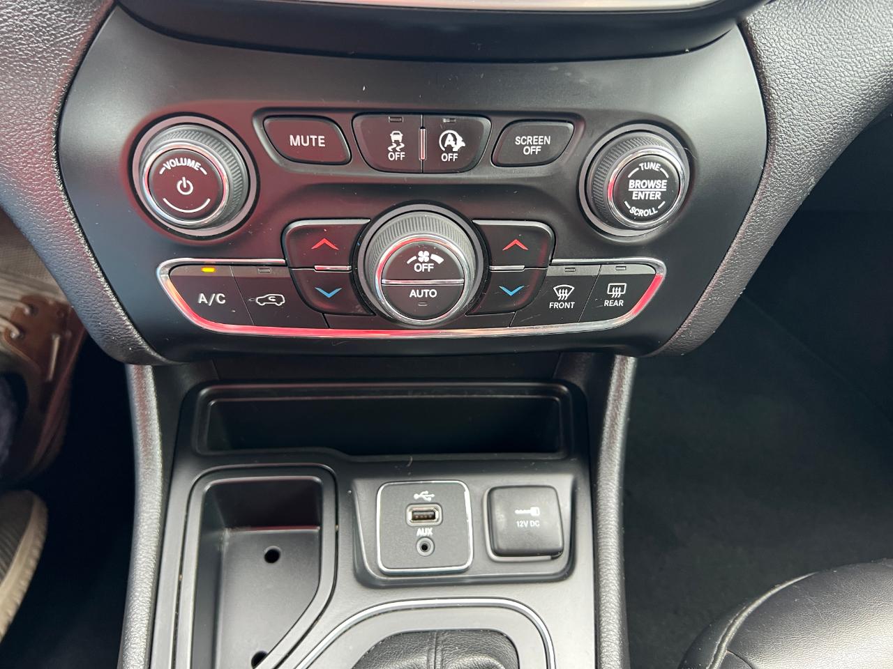 Jeep Cherokee Latitude Plus FWD 2019