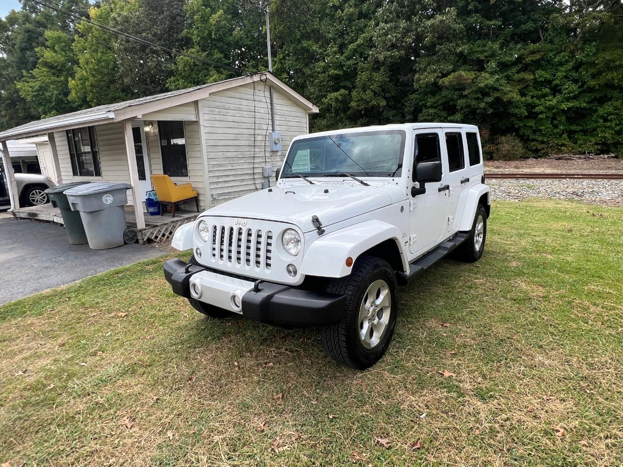 Jeep Wrangler Unlimited Sahara 4WD 2014