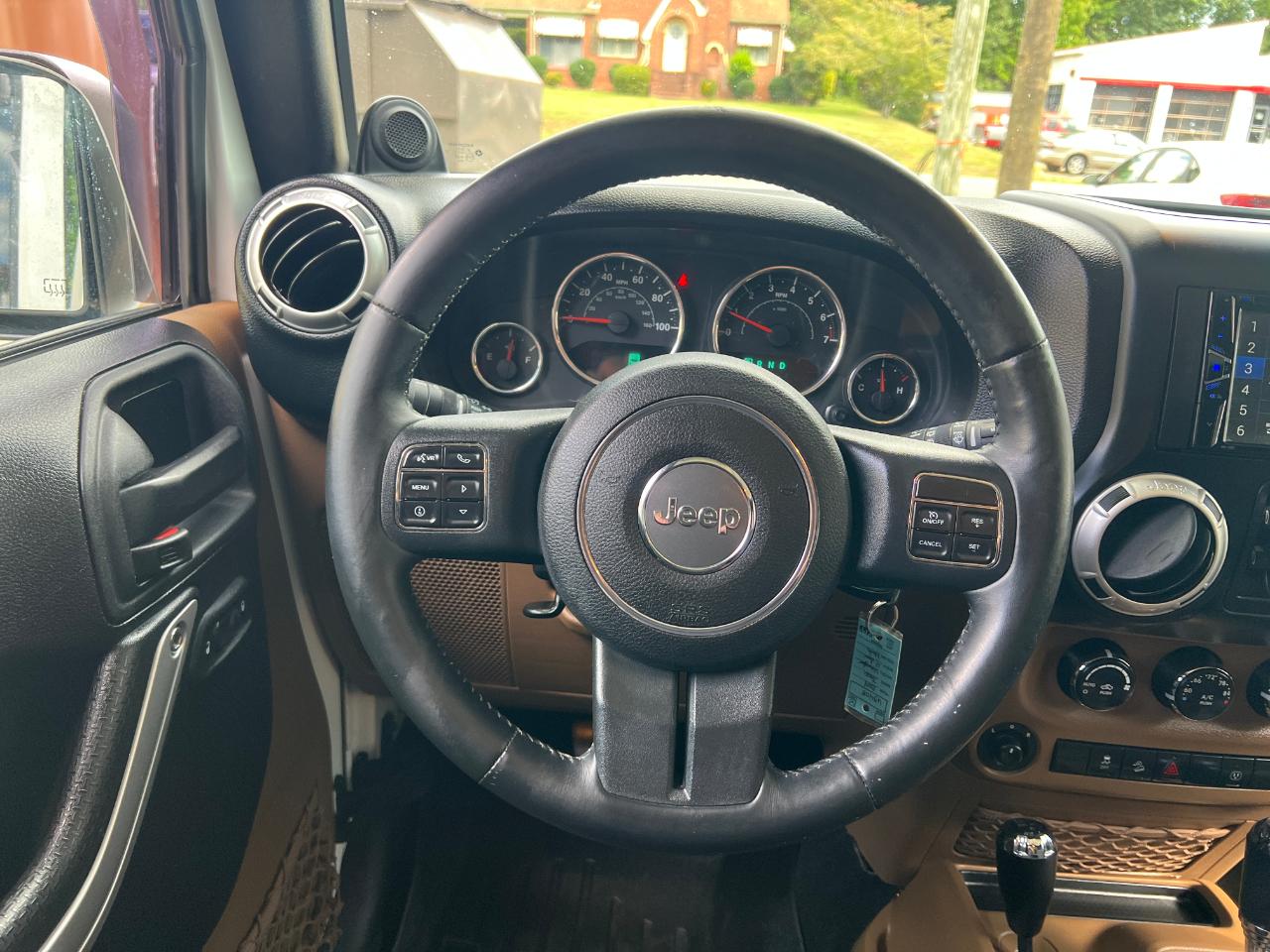 Jeep Wrangler Unlimited Sahara 4WD 2014