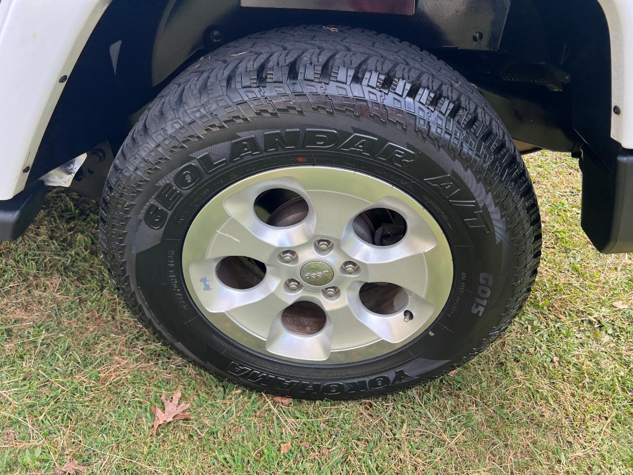 Jeep Wrangler Unlimited Sahara 4WD 2014