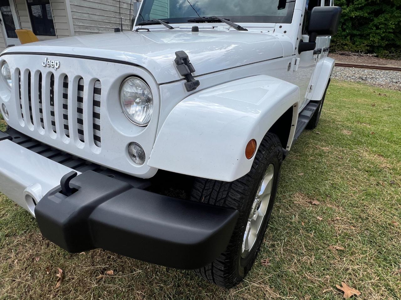 Jeep Wrangler Unlimited Sahara 4WD 2014